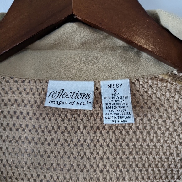 Reflections button down top - Picture 2 of 5